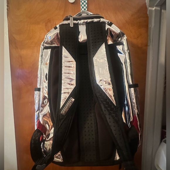 Silver Backpack - Picture 4 of 4